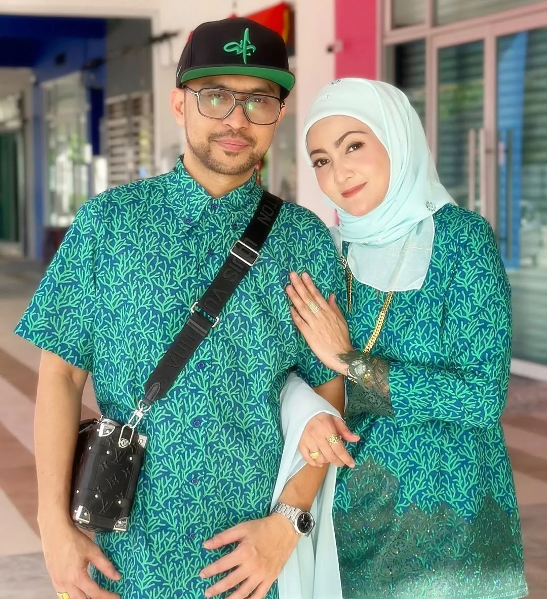 Bahagia Di Samping Puteri Tunggal, Ekin & Mawi Syukur Usia Perkahwinan Cecah 17 Tahun!