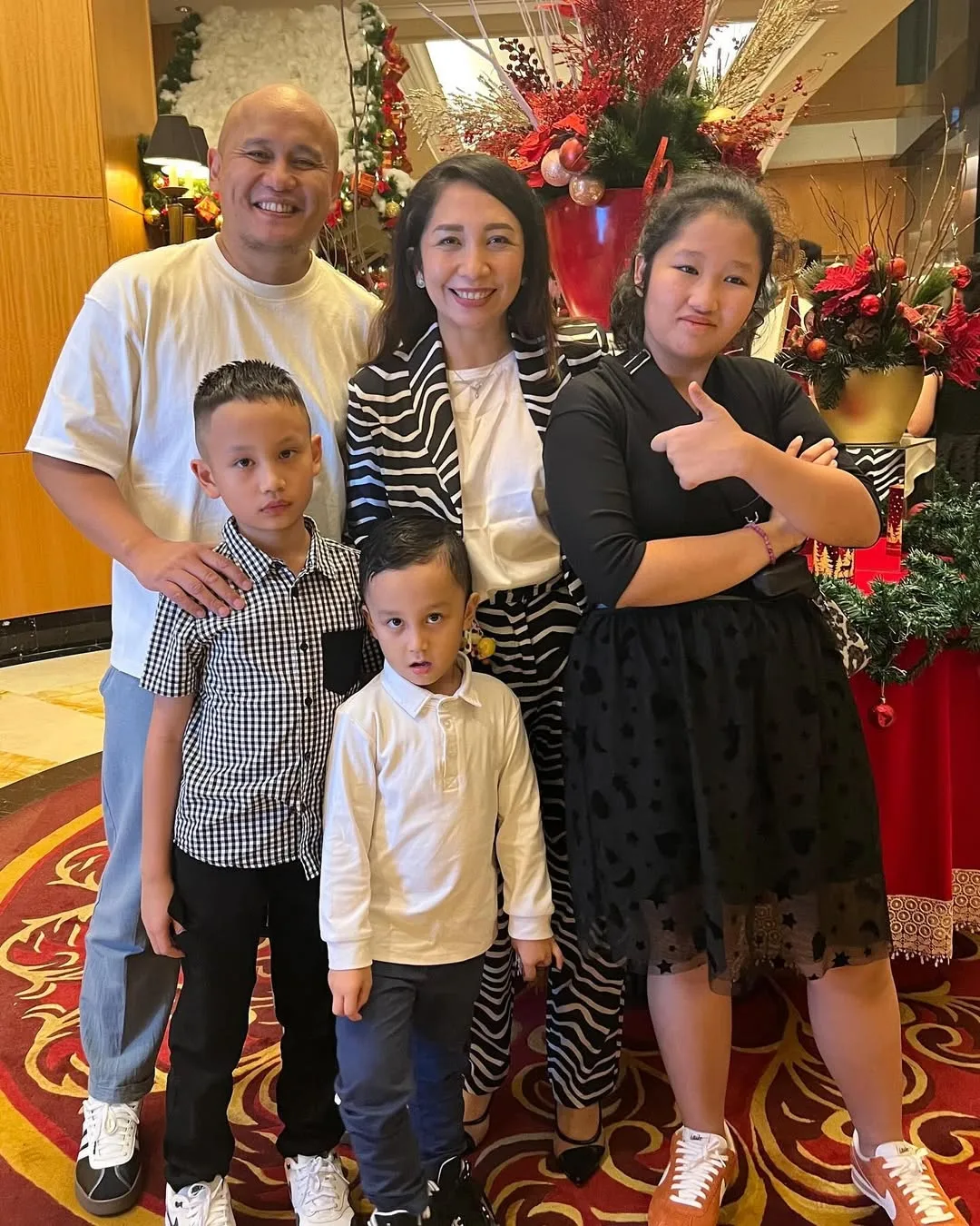 Doktor Bedah & Penyanyi! Marisha Friska Halauwet Bukti Hebat Wanita Mampu Berjaya Dalam Dua Dunia Berbeza