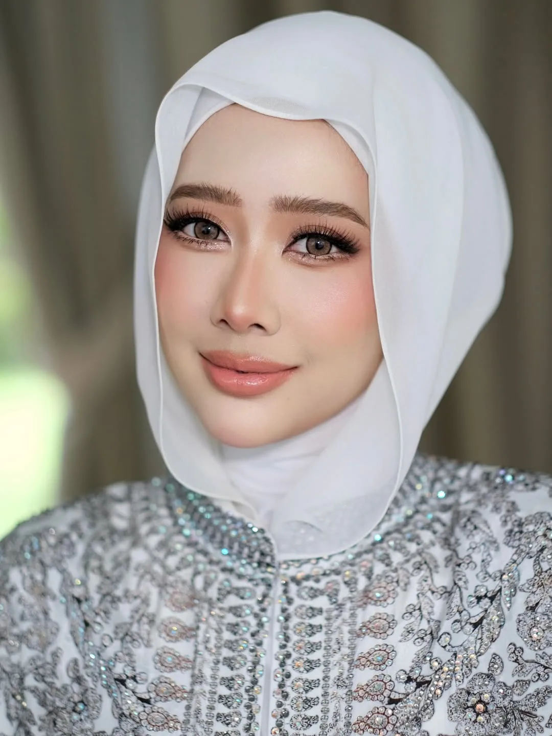 Kongsi Momen Di Tanah Suci, Penampilan Ayu Fatin Afeefa & Wajah Comel Anak Ketika Umrah Raih Tumpuan!