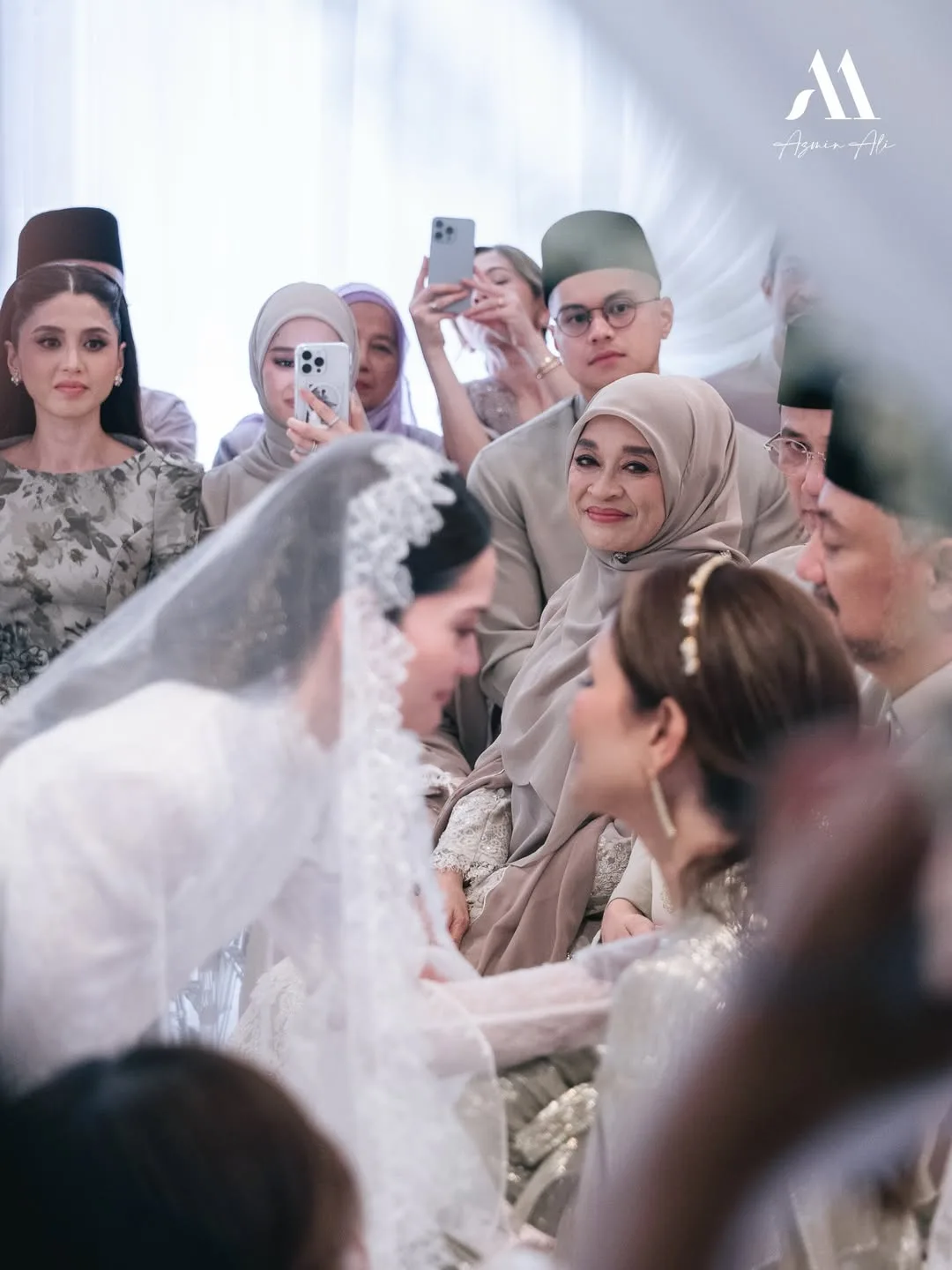 Putera Bongsu Selamat Nikah, Dato’ Seri Azmin Ali Kini Berbesan Dengan Adik Dato’ Seri Hishammuddin Hussein 18 Putera Bongsu Selamat Nikah, Dato’ Seri Azmin Ali Kini Berbesan Dengan Adik Dato’ Seri Hishammuddin Hussein