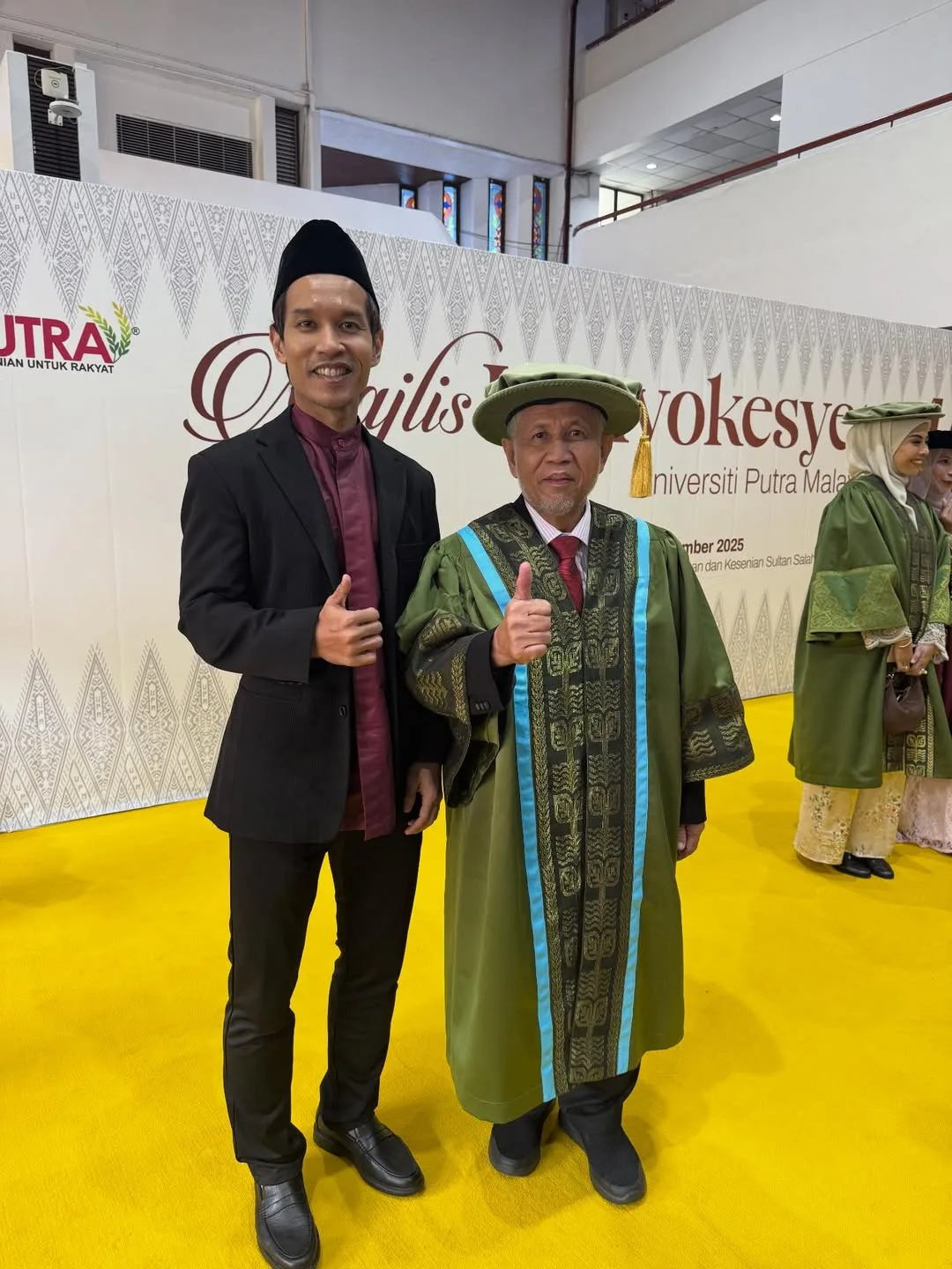 Dianugerah Ijazah Kehormat Doktor Pendidikan Pengembangan, Dato’ Dr Fadzilah Kamsah Cergas Usia 74 & Jadi Inspirasi!