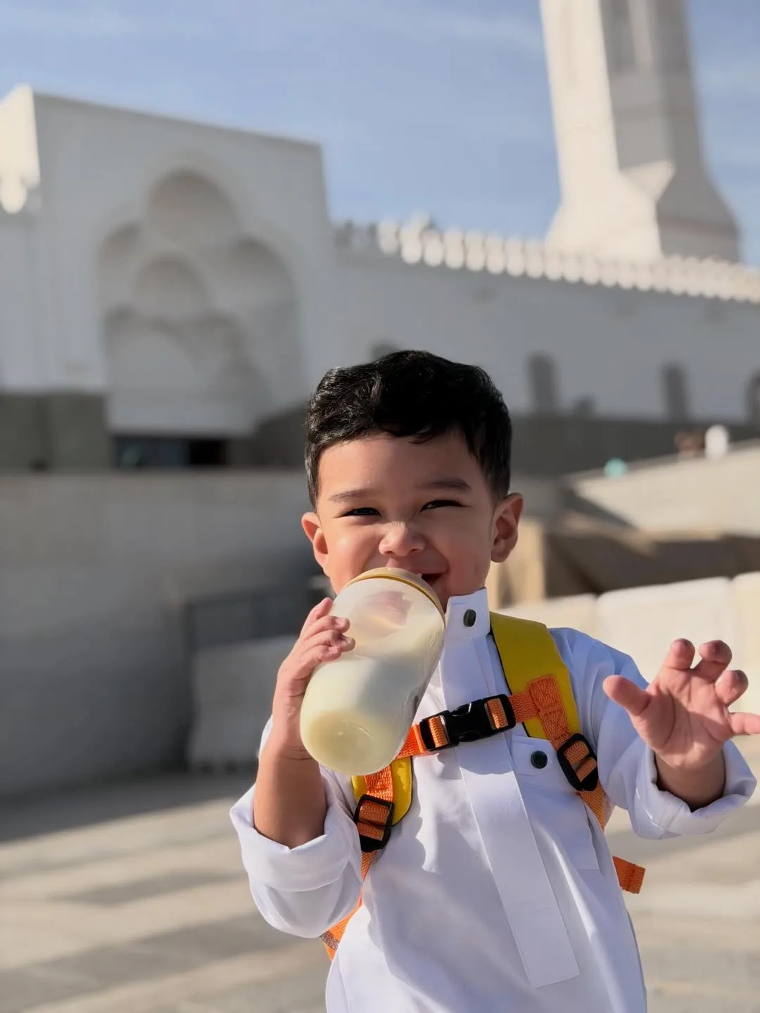 Kongsi Momen Di Tanah Suci, Penampilan Ayu Fatin Afeefa & Wajah Comel Anak Ketika Umrah Raih Tumpuan!