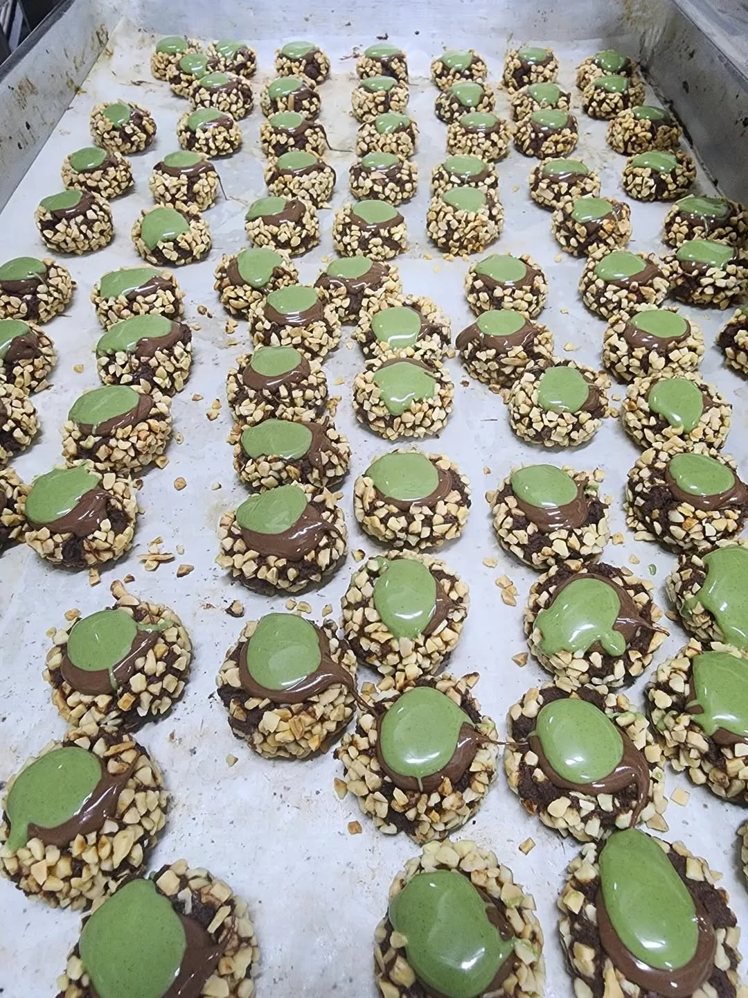 Hamil Anak Ke-4, Usahawan YNALEE ‘All Out’ Raya Ini Ligat Siapkan Koleksi Lebaran & Biskut Raya!