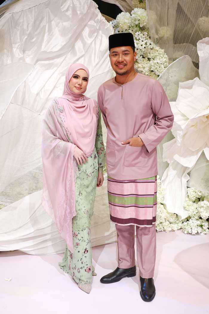 Baju Raya Strawberry Matcha, Teal & Lime Green Bakal Warnai Aidilfitri 2026, Ilham dari Pentas Ariani 7 Baju Raya Strawberry Matcha, Teal & Lime Green Bakal Warnai Aidilfitri 2026, Ilham dari Pentas Ariani