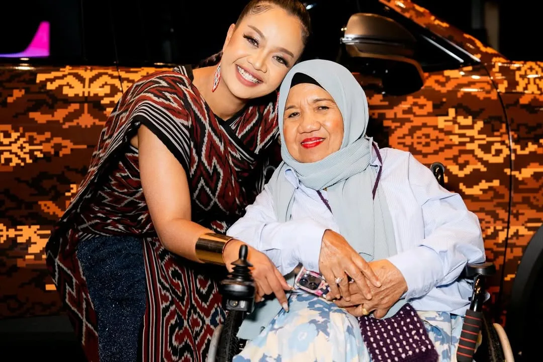 Impian MimiFly Jadi Nyata, Wajah Terpampang di Billboard Times Square Bukti Wanita Malaysia Makin Mendunia 7 Impian MimiFly Jadi Nyata, Wajah Terpampang di Billboard Times Square Bukti Wanita Malaysia Makin Mendunia