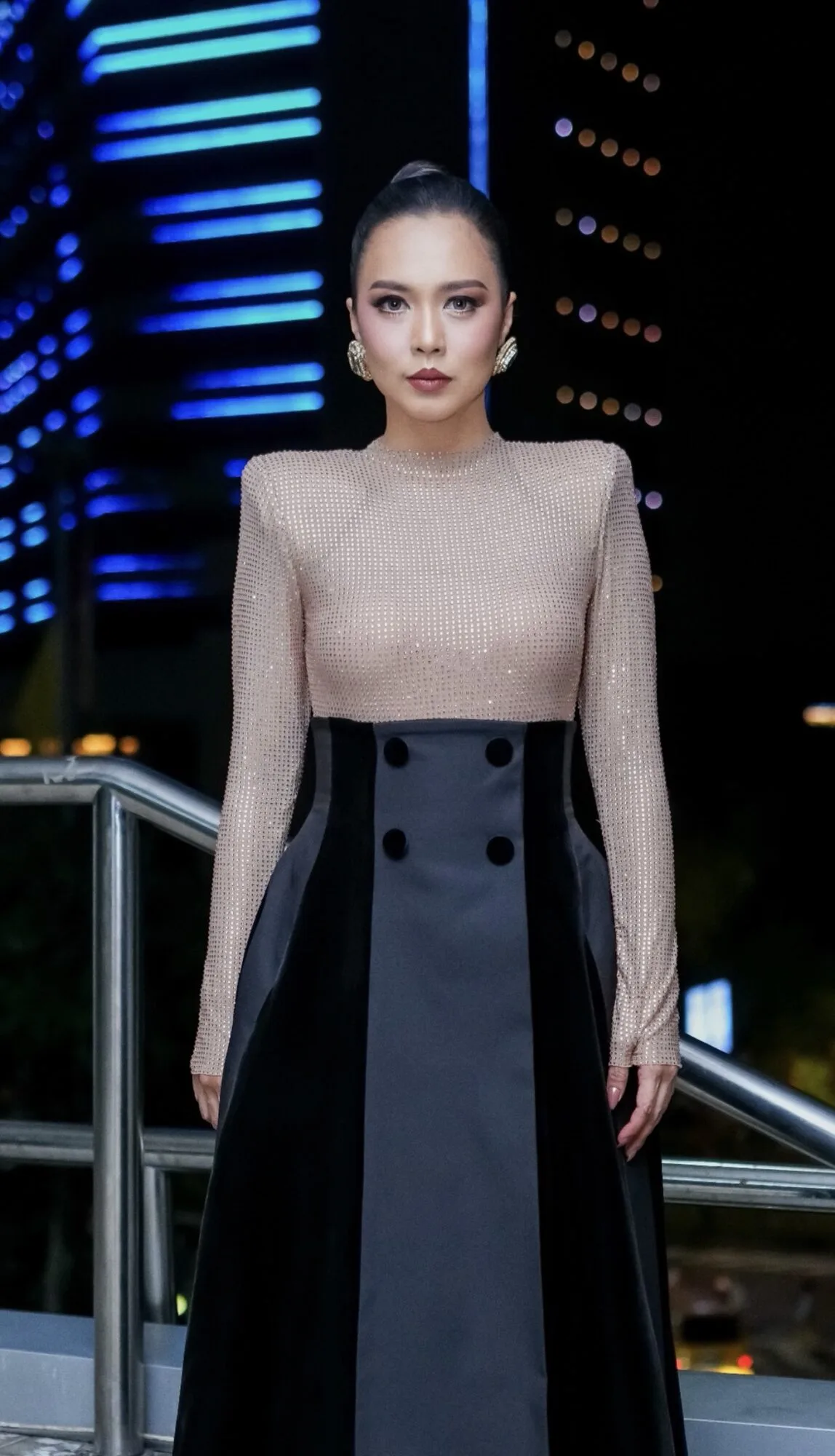 Datuk Syafinaz Selamat Cecah 53 Tahun, Ini 10 Fakta Luar Biasa Ikon Vokal Negara!