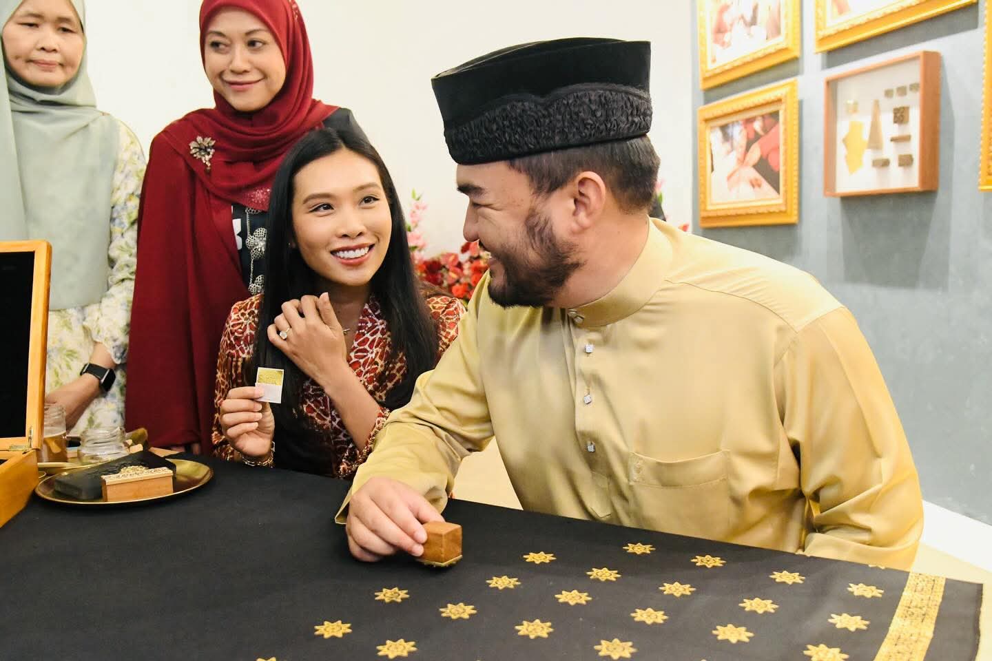 Pameran Dirgahayu Cinta, Ini Lambang Kasih Raja Muda Selangor & Isteri Untuk Rakyat Tercinta