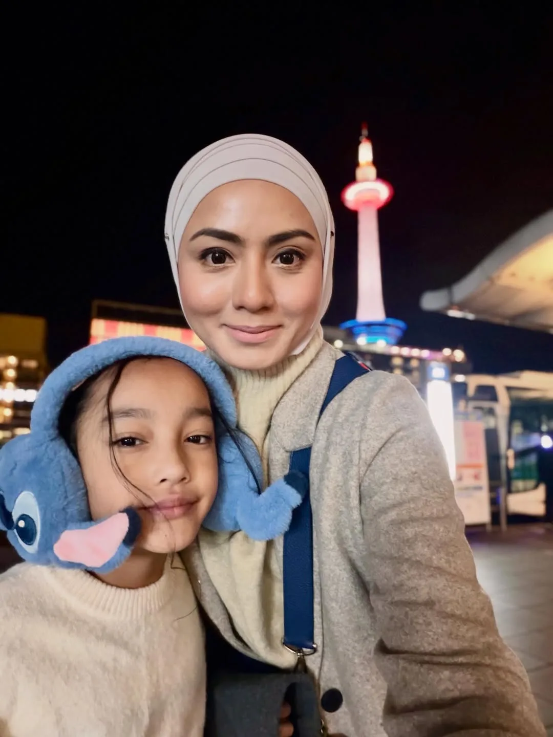 Wan Maryam Injak Usia 8 Tahun, Mawar Karim Bahagia Ada Puteri Kesayangan & Bawa Anak Bercuti Di Jepun!