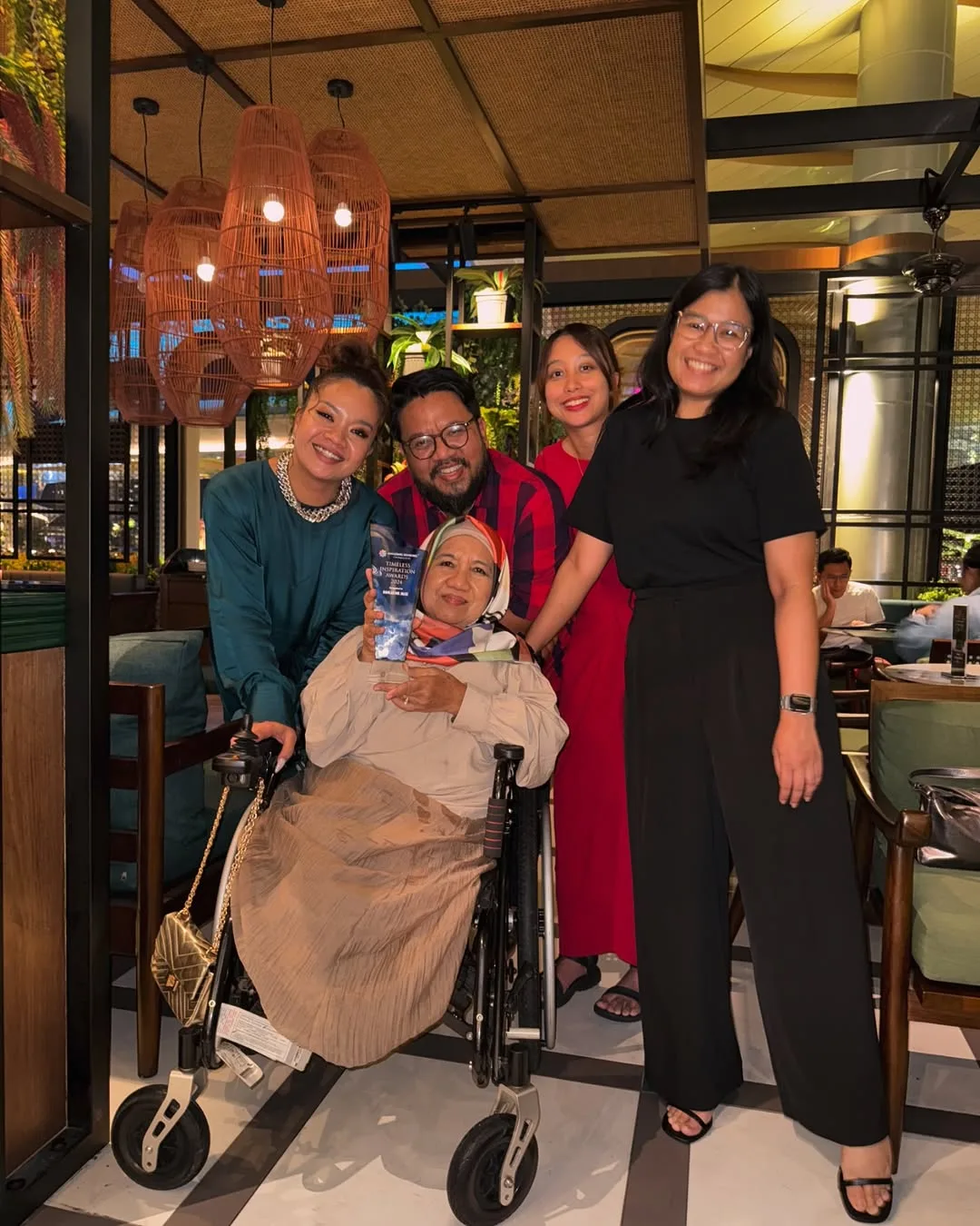 Dibesarkan Ibu Tunggal & OKU, Mimi Fly Kenang Pengorbanan Ratu Hati “Mimi Sangat Sayangkan Mama!”