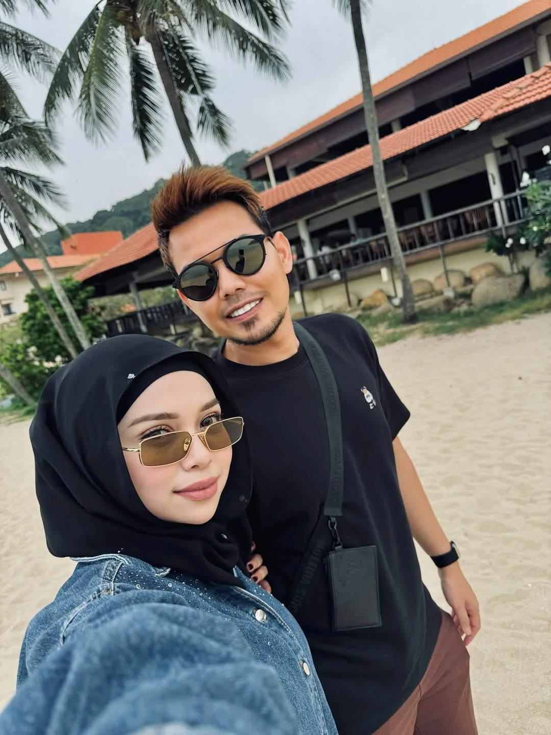 Hamil Anak Ke-4, Usahawan YNALEE ‘All Out’ Raya Ini Ligat Siapkan Koleksi Lebaran & Biskut Raya!