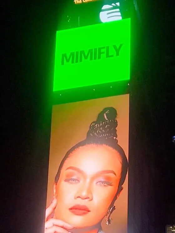Impian MimiFly Jadi Nyata, Wajah Terpampang di Billboard Times Square Bukti Wanita Malaysia Makin Mendunia 6 Impian MimiFly Jadi Nyata, Wajah Terpampang di Billboard Times Square Bukti Wanita Malaysia Makin Mendunia