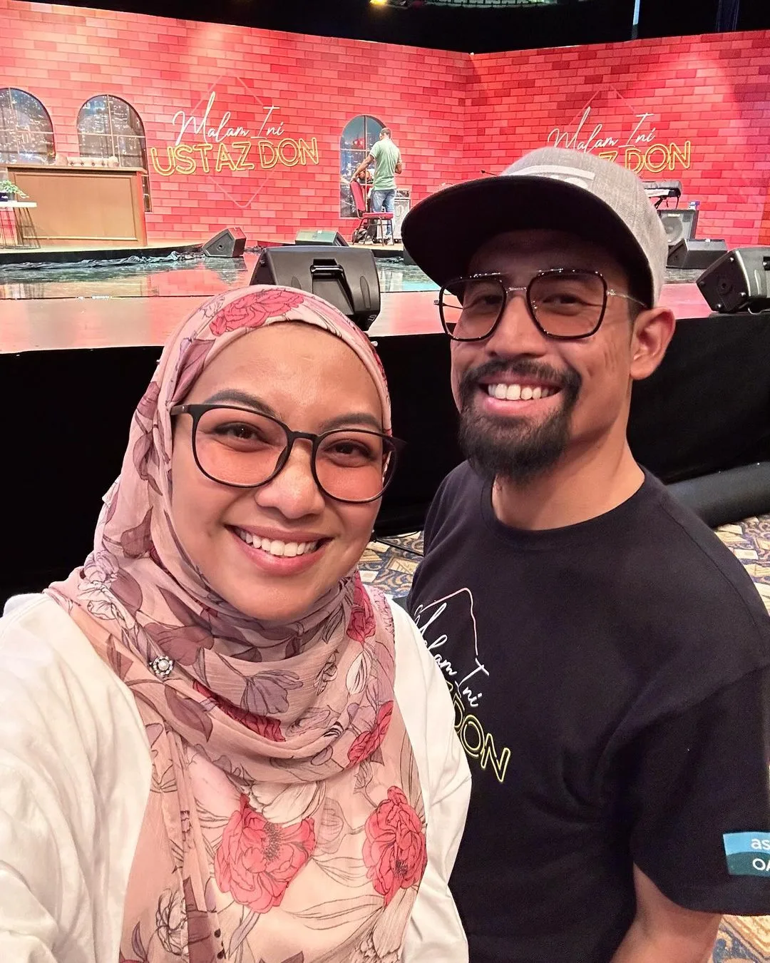 13 Tahun Bahagia Hidup Bersama, Dr Husna Zahry Isteri Jelita Ustaz Don Daniyal & Ibu 4 Anak Lelaki!