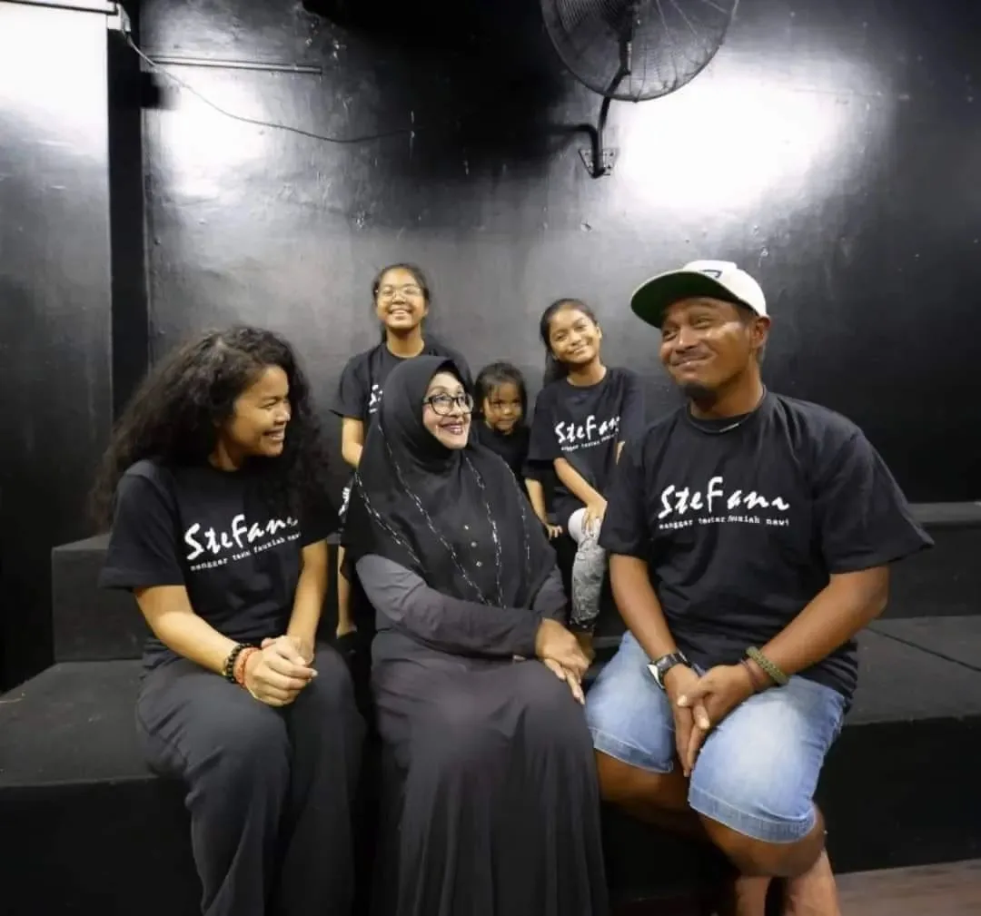 Bersengkang Mata Sambung Belajar, Kerja & Urus 3 Anak, Farah Ahmad Genggam Diploma Kemahiran Malaysia Jadi Inspirasi!