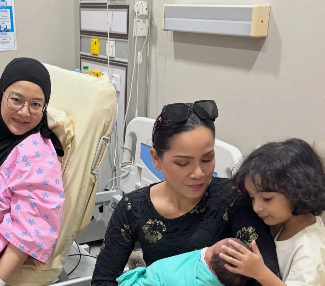 Bertambah Lagi Ahli Keluarga, Pelakon Gerak Khas Sheera Iskandar Timang Anak Kedua!