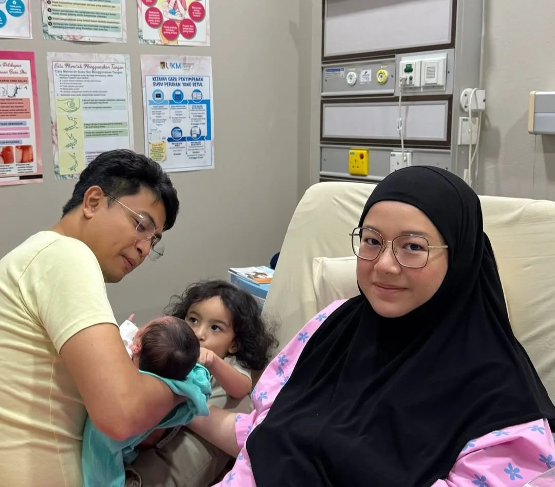 Bertambah Lagi Ahli Keluarga, Pelakon Gerak Khas Sheera Iskandar Timang Anak Kedua!