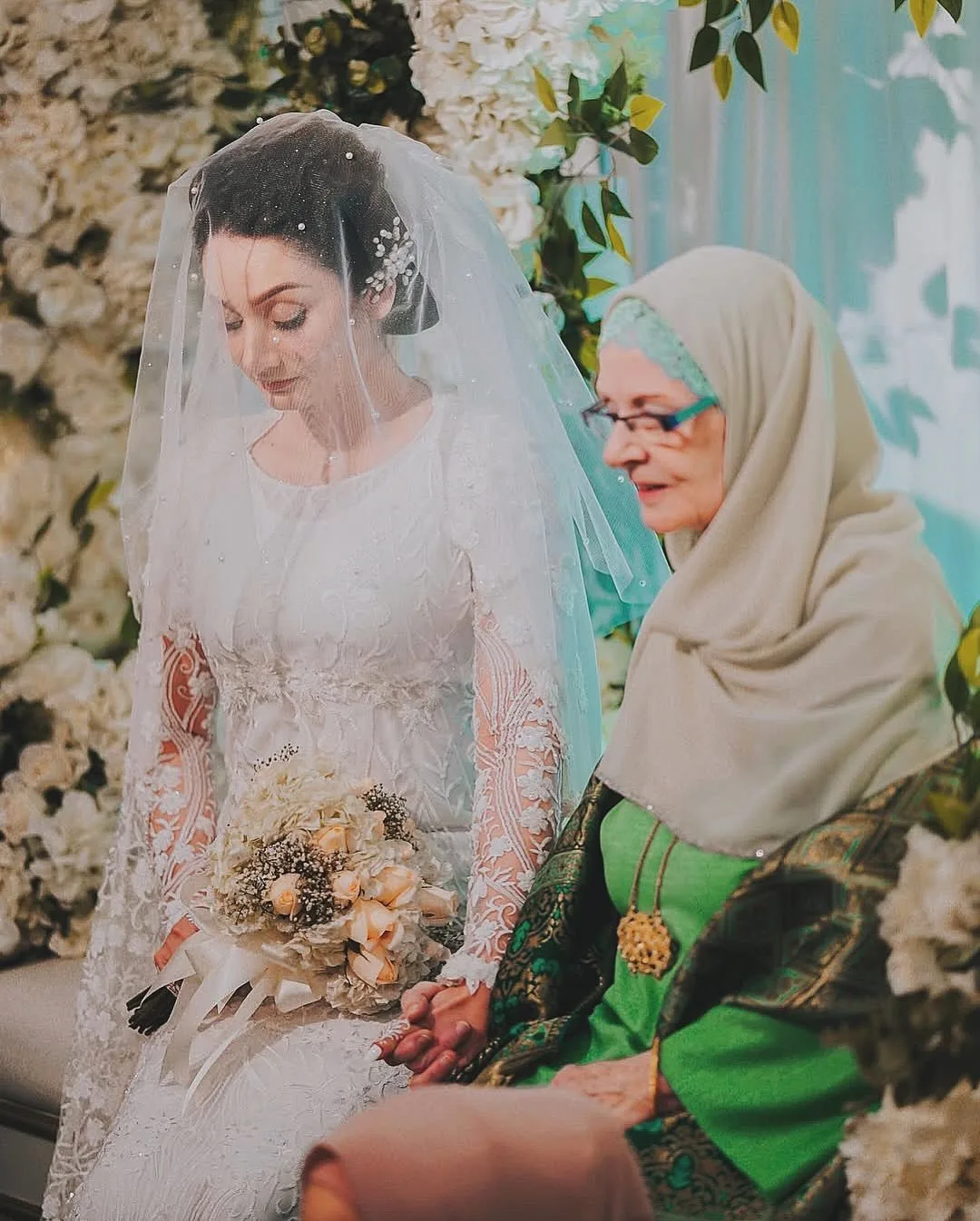 Imbau Momen Indah Bergelar Isteri, Usia Perkahwinan Sasha Saidin & Suami Cecah 6 Tahun!