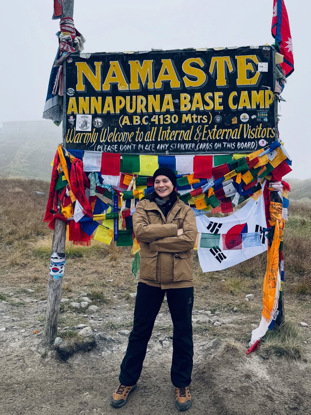 ‘Fit’ Usia 45, Aishah Sinclair Aktif Sertai Larian, Hiking & Pernah Daki Everest Base Camp!