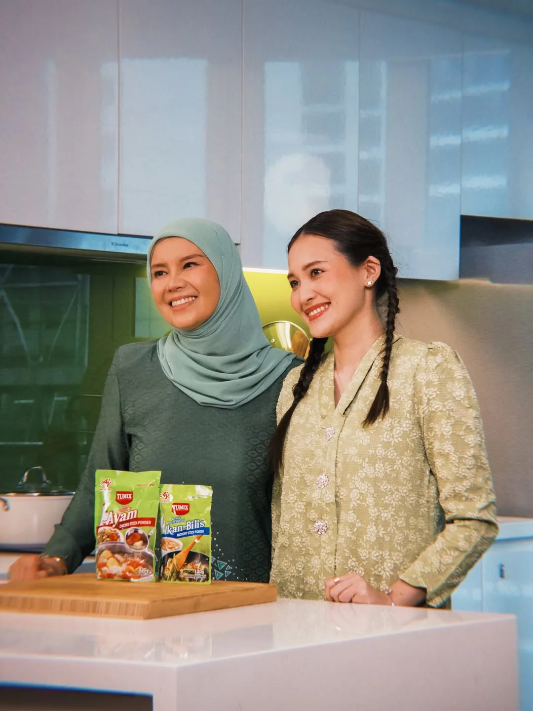 Sinonim Program Masakan & Ada Bakat Memasak, Populariti Sheila Rusly Dalam Dunia Kulinari Diiktiraf! 14 Sinonim Program Masakan & Ada Bakat Memasak, Populariti Sheila Rusly Dalam Dunia Kulinari Diiktiraf!