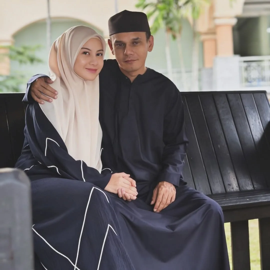 “Sayang, Selamat Hari Kita!” Datuk Yusry & Datin Lisa Surihani Rai Anniversary Ke-14 Penuh Syukur Dalam Bulan Ramadan
