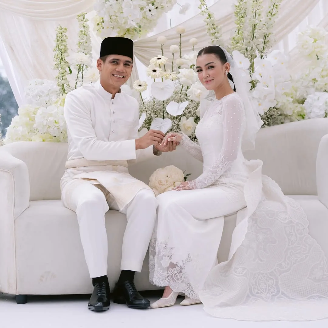 Foto Masa Kecil Raih Tumpuan, Eyka Farhana Genap Usia 31 & Bahagia Jadi Isteri Pemain Bola Sepak!