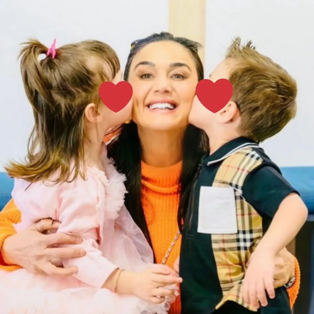 ‘Gorgeous At 51!’ Macam Tak Dimamah Usia, Preity Zinta Genap Usia 51 Tahun & Ibu Sepasang Anak!