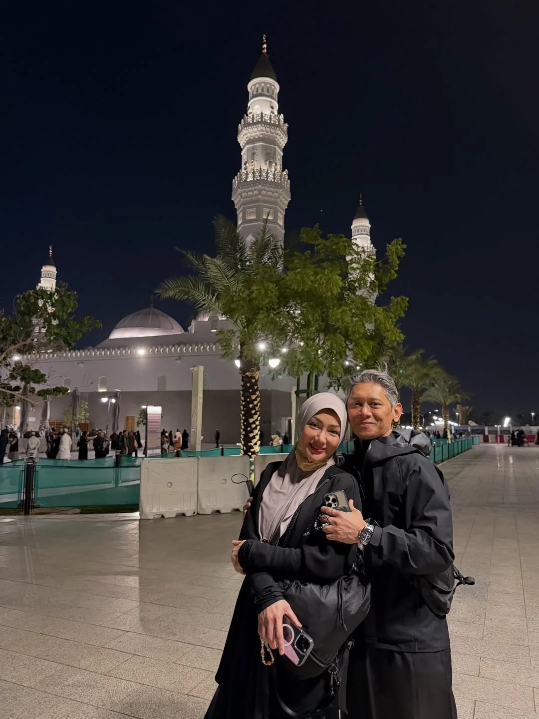 Macam Tak Menua! Ramping Persis Ratu Cantik & Berseri Sejak Kahwin, Erra Fazira Genap Usia 52