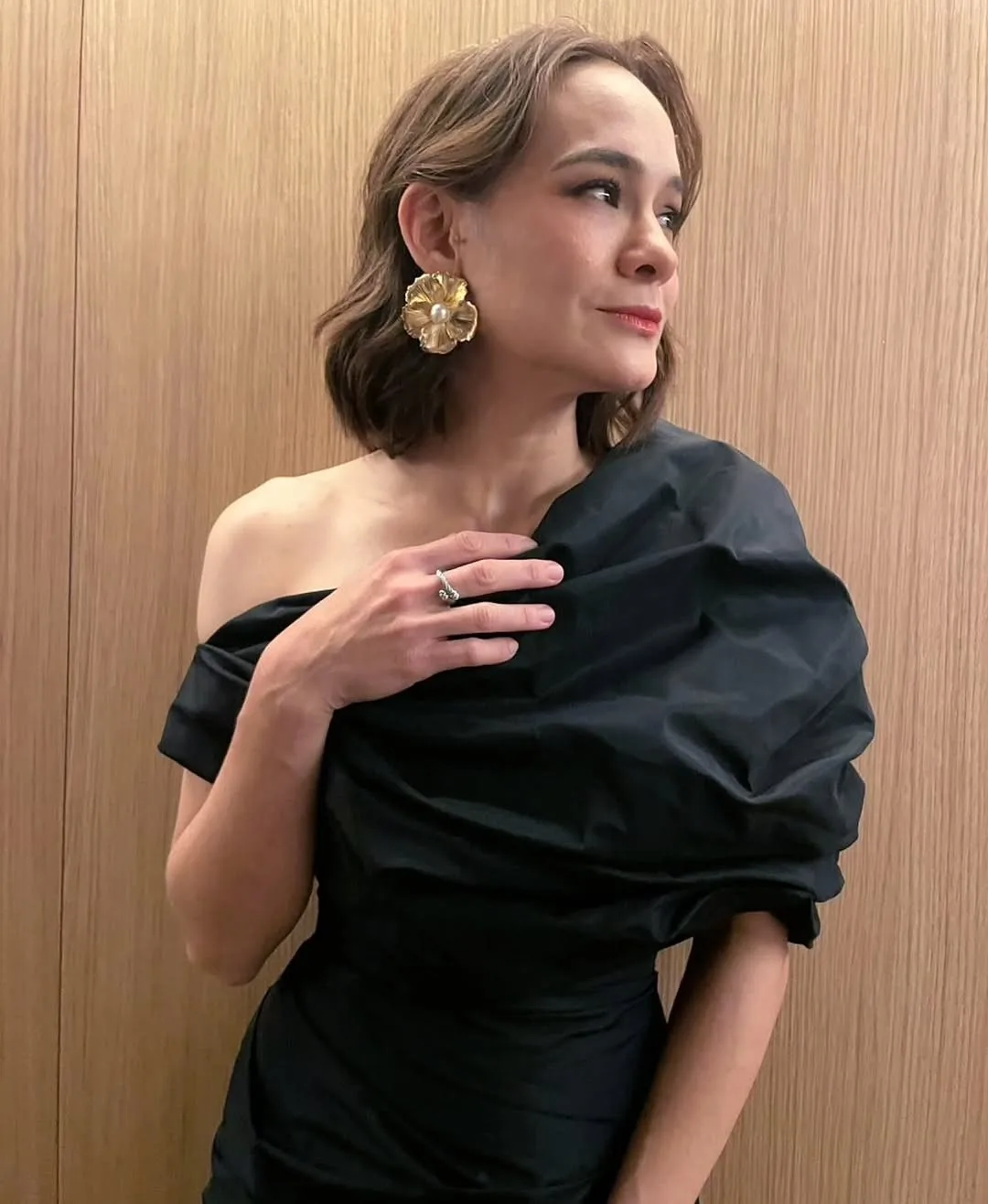 ‘Fit’ Usia 45, Aishah Sinclair Aktif Sertai Larian, Hiking & Pernah Daki Everest Base Camp!