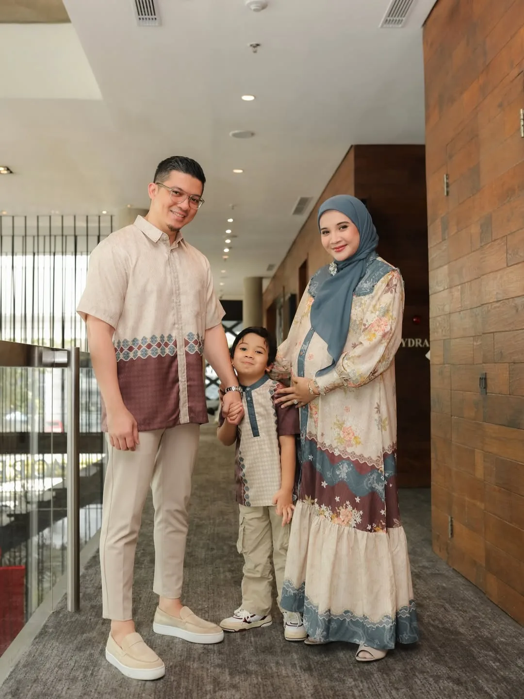 Buat Rawatan IVF Untuk Hamil, Zaskia Sungkar & Irwansyah Syukur Timang Anak Lelaki Kedua, “Semoga Jadi Anak Soleh” 19 Buat Rawatan IVF Untuk Hamil, Zaskia Sungkar & Irwansyah Syukur Timang Anak Lelaki Kedua, “Semoga Jadi Anak Soleh”