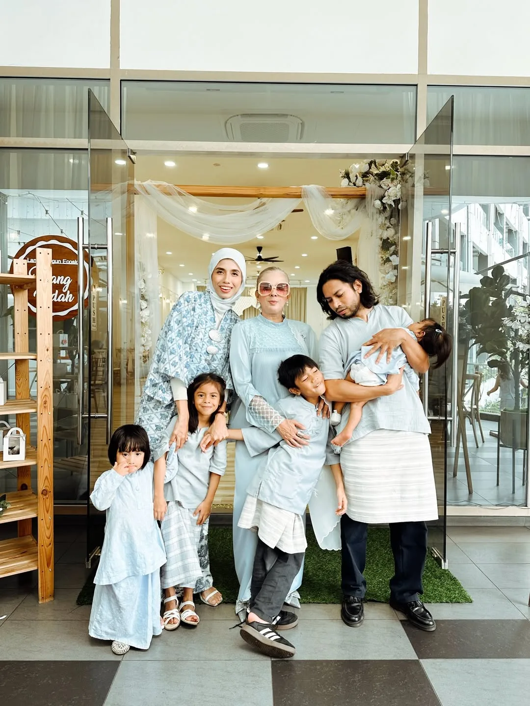 Majlis Indah & Meriah, Anak Perempuan Didie Alias Selamat Melangsungkan Pertunangan!