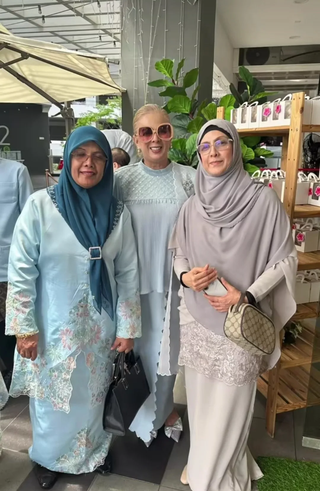 Majlis Indah & Meriah, Anak Perempuan Didie Alias Selamat Melangsungkan Pertunangan!