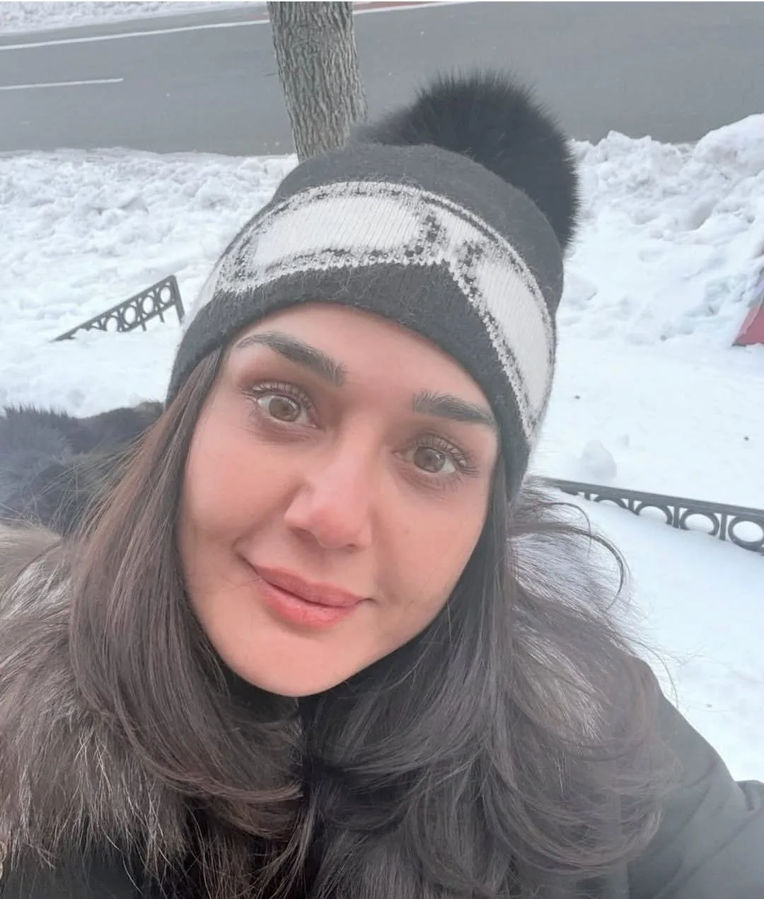 ‘Gorgeous At 51!’ Macam Tak Dimamah Usia, Preity Zinta Genap Usia 51 Tahun & Ibu Sepasang Anak!