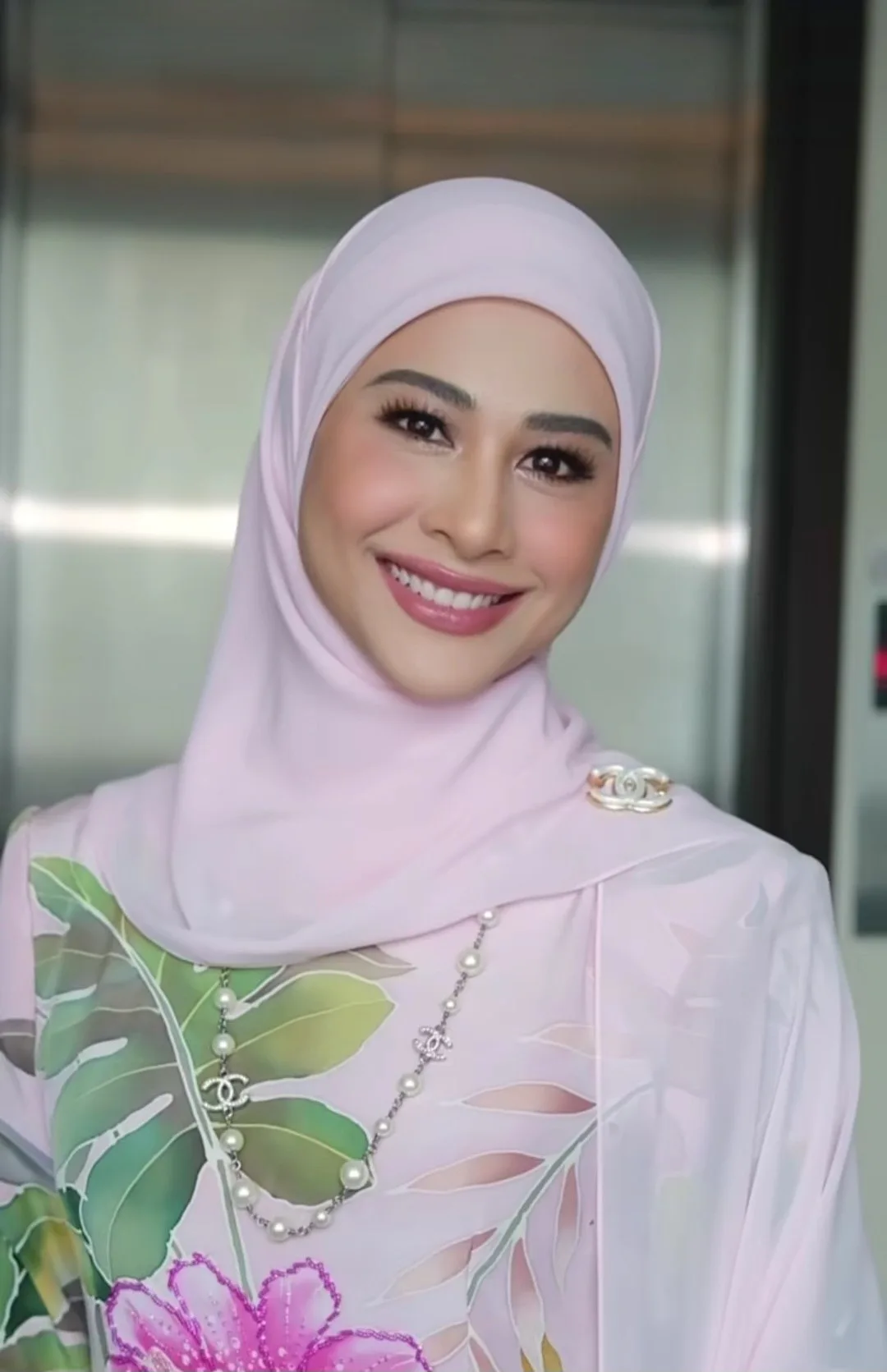 Bukan Riak Atau Menunjuk, Datin Fouziah Gous Suntik Inspirasi Khatam Al-Quran Di Mekah Pada Bulan Ramadan!