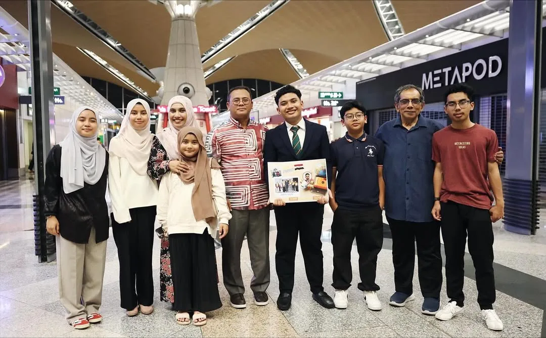 Rai Anniversary Ke-21, Menteri Besar Selangor Tunai Umrah Bersama Isteri & Ziarah Bumi Mesir!