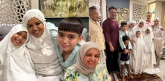 Tan Sri Shahrizat Bahagia Solat Tarawih Berjemaah Bersama Keluarga