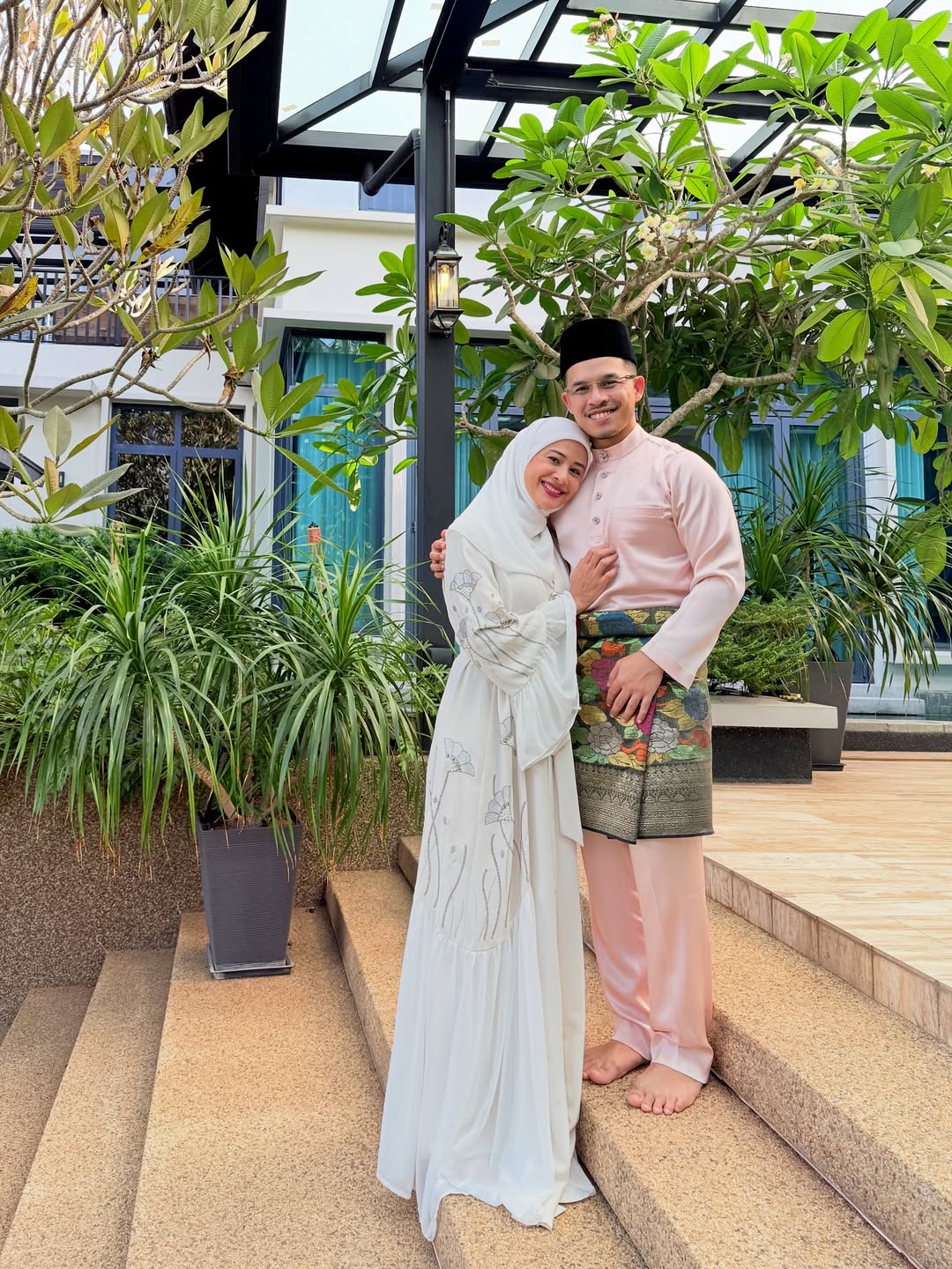 Bukan Riak Atau Menunjuk, Datin Fouziah Gous Suntik Inspirasi Khatam Al-Quran Di Mekah Pada Bulan Ramadan!