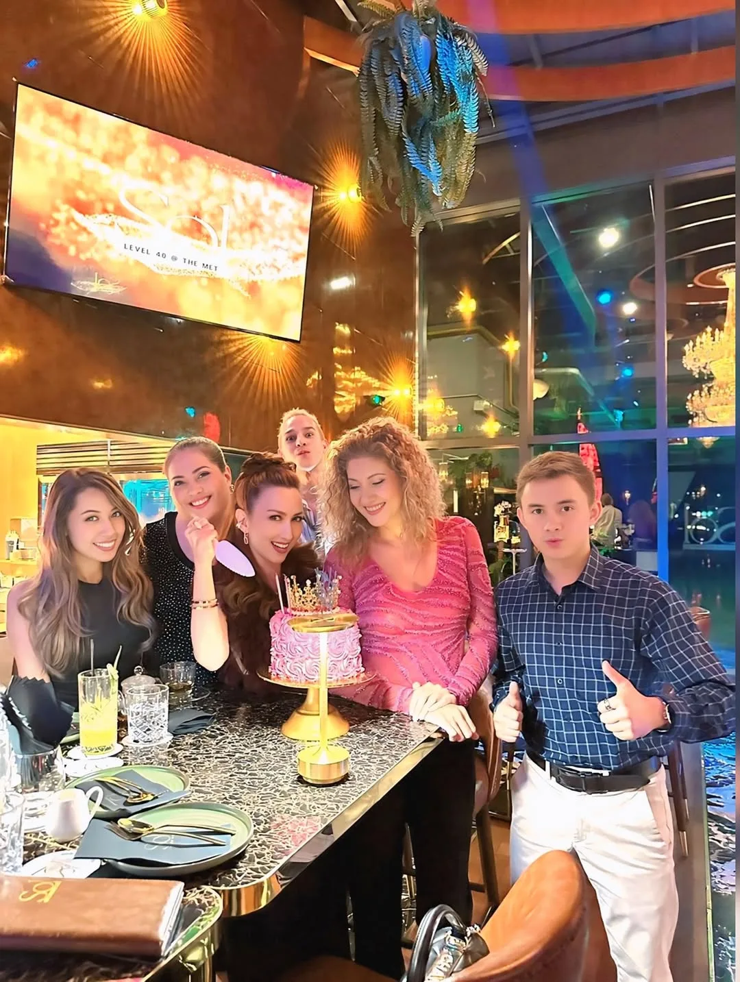 Datin Seri Maria Farida Injak Usia 57, Kecantikan Tak Pudar "Your Forever Vampire!" 14 Datin Seri Maria Farida Injak Usia 57, Kecantikan Tak Pudar “Your Forever Vampire!”