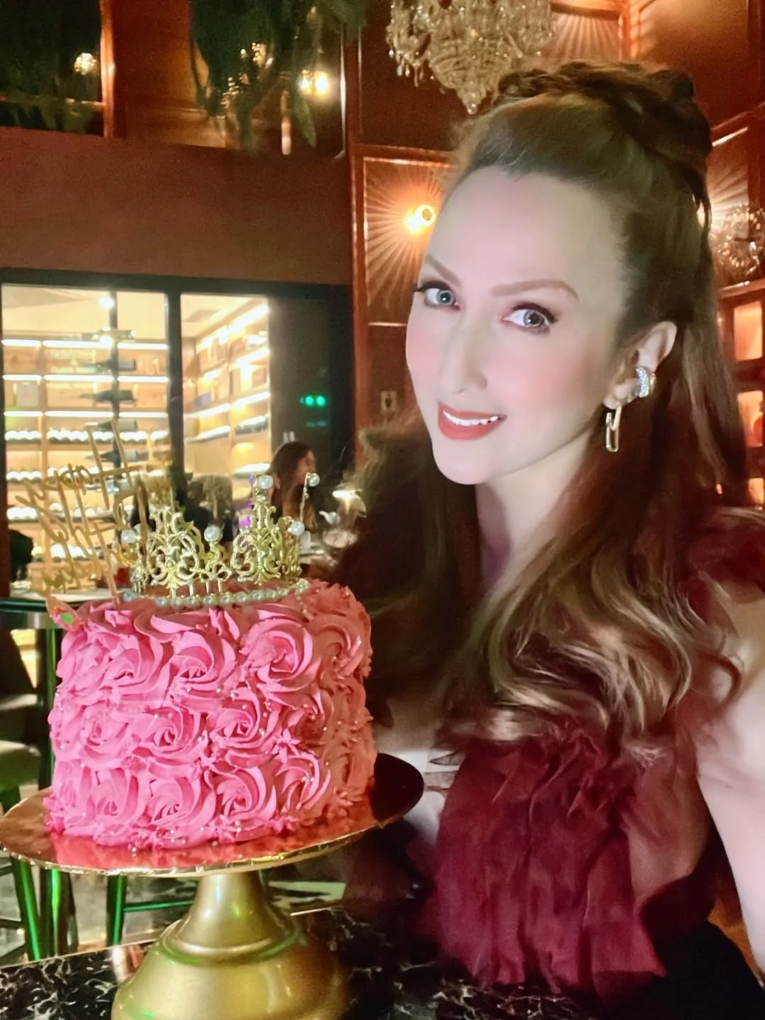 Datin Seri Maria Farida Injak Usia 57, Kecantikan Tak Pudar "Your Forever Vampire!" 12 Datin Seri Maria Farida Injak Usia 57, Kecantikan Tak Pudar “Your Forever Vampire!”