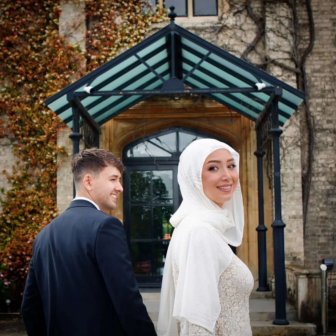 Cipta Sejarah Wanita Syria Pertama Jadi Pilot, Kejayaan Maya Ghazal Tarik Perhatian Dunia & Kini Bergelar Isteri!