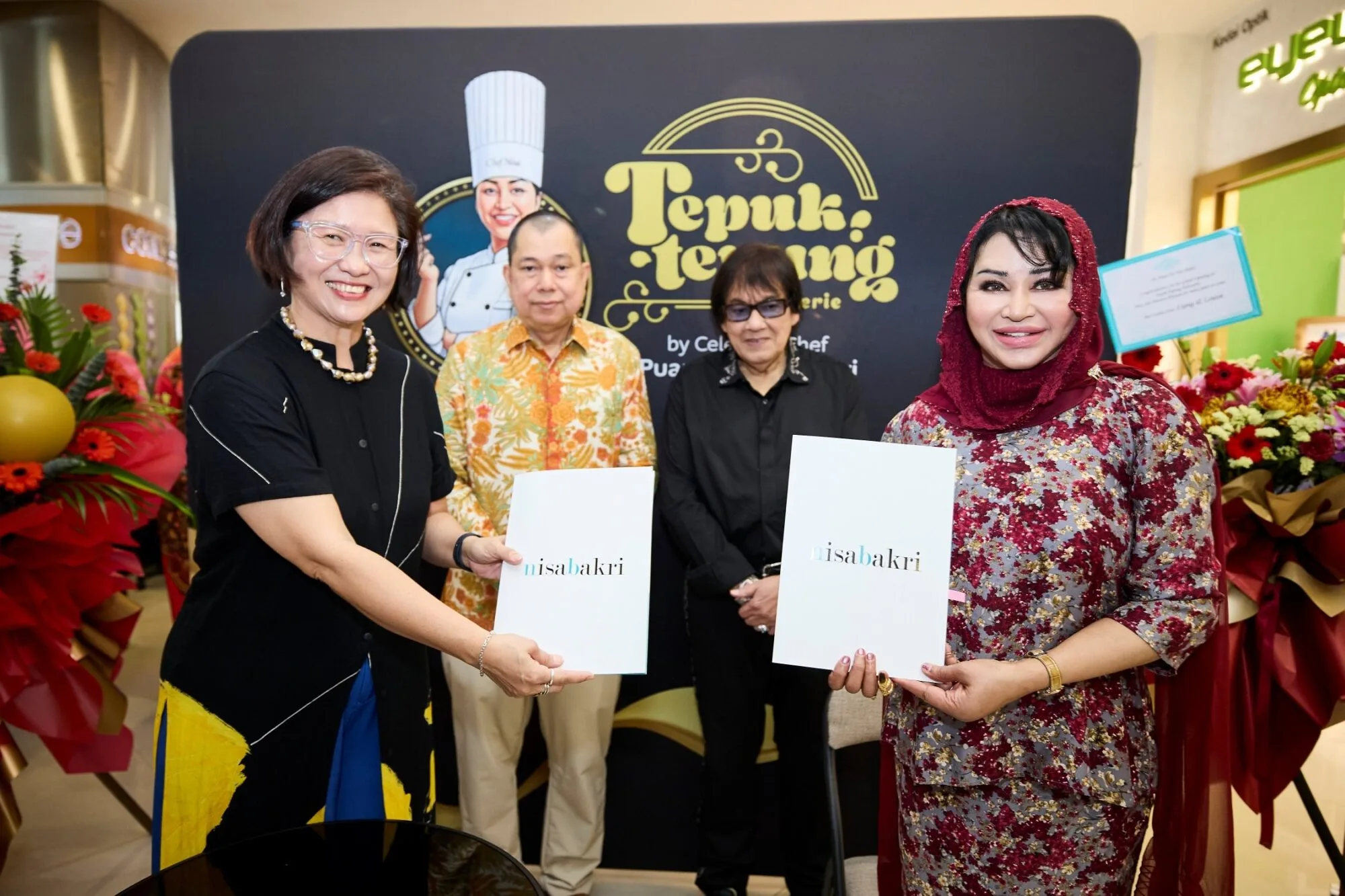 Dari Harrods Ke Empayar Penuh Rasa, Puan Sri Nisa Bakri Tak Henti Cipta Legasi 7 Dari Harrods Ke Empayar Penuh Rasa, Puan Sri Nisa Bakri Tak Henti Cipta Legasi