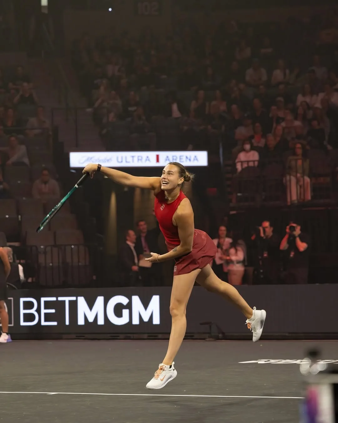 Miliki Ketinggian 182 cm & Mendiang Bapa Atlet Hoki Ais, Aryna Sabalenka Dinobat ‘Sportswoman of The Year’!