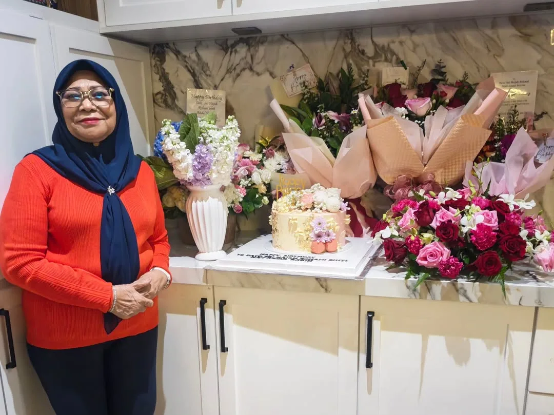 Sihat Usia 71 Tahun & Sambung PhD, Bekas Menteri KPWKM Dato’ Sri Rohani Abdul Karim Masih Ligat Berbakti Untuk Komuniti!
