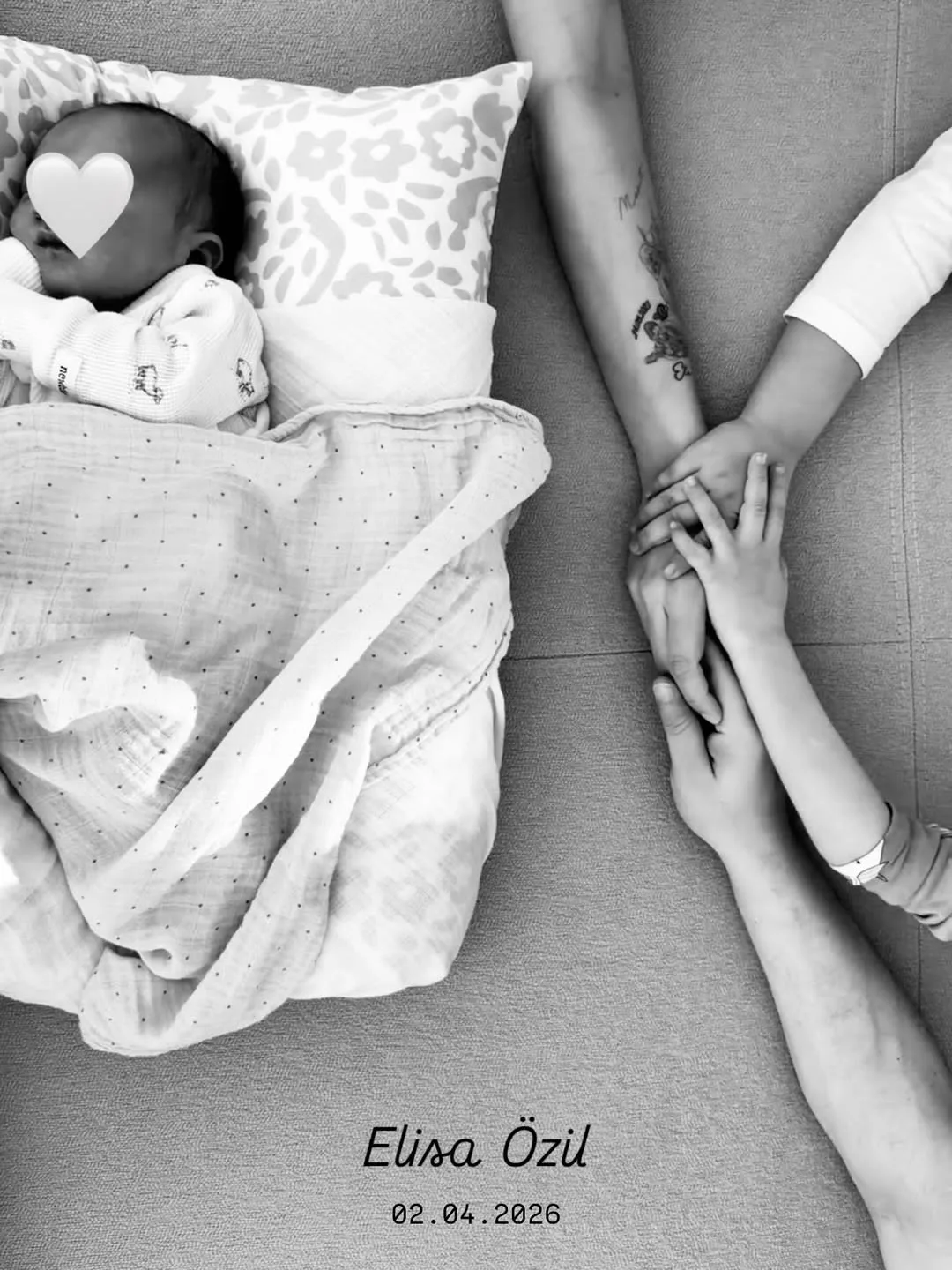 Kahwin Ratu Cantik Turkiye & Timang Anak Lagi, Mesut Ozil Kini Bapa 3 Anak Perempuan! 23 Kahwin Ratu Cantik Turkiye & Timang Anak Lagi, Mesut Ozil Kini Bapa 3 Anak Perempuan!