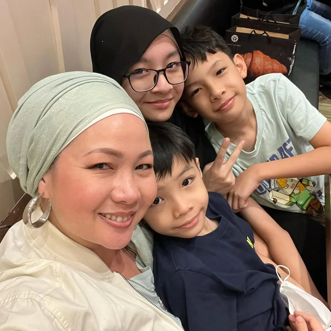 “Dia Sangat Sabar Ajar Saya,” Sheahnee Iman Lee Imbau Momen Awal Kahwin Dengan Naz Rahman, Kini Bahagia Ada 3 Anak!