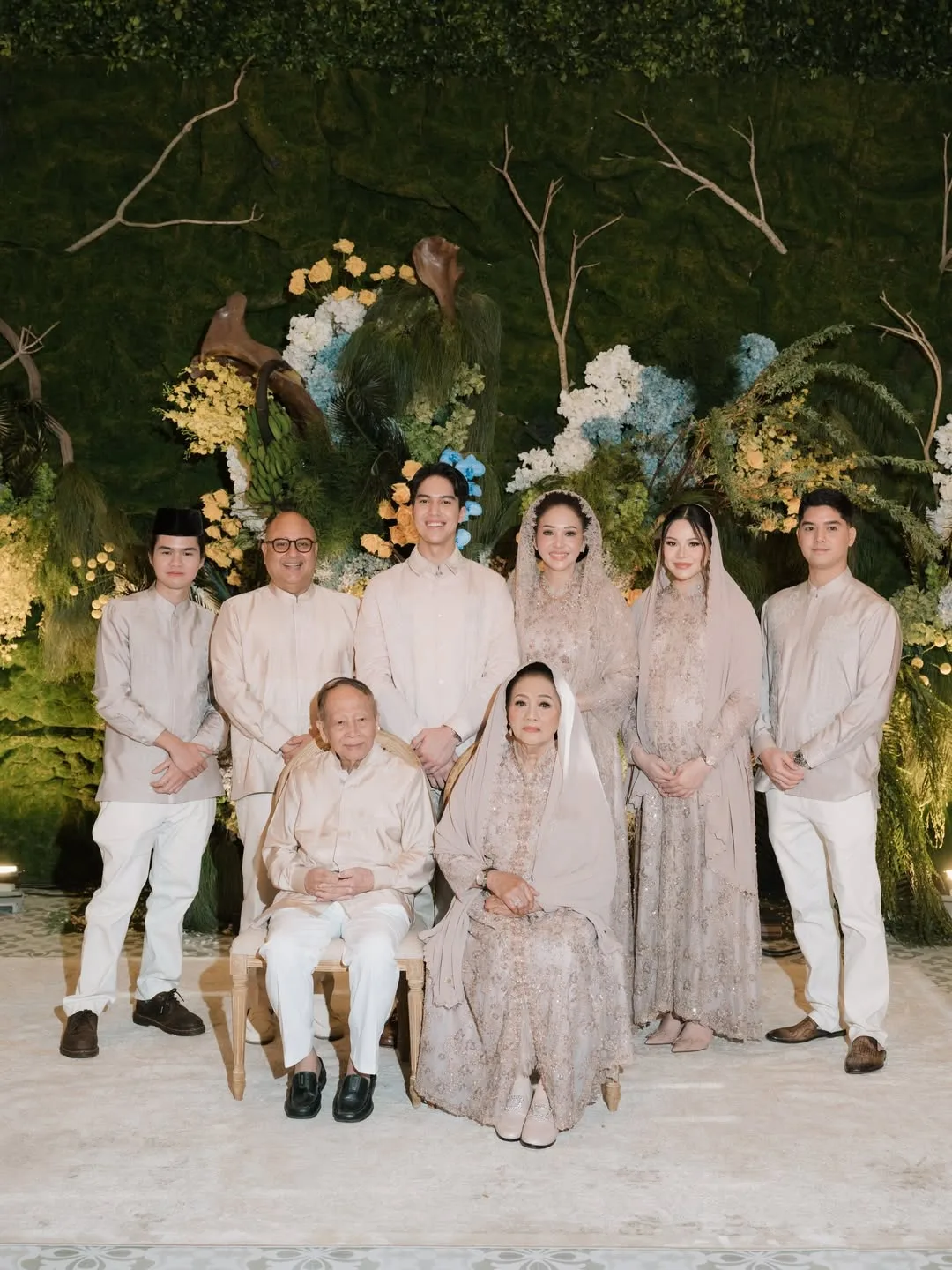 Anak Lelaki Ahmad Dhani & Maia Estianty Nikah, Mas Kahwin Mata Wang Pound & Cenderahati Kepingan Emas Raih Perhatian!