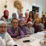 Raya cara kami… ❤️💙💛Selamat Hari Raya.. Minal Aidil Walfaizin 💚