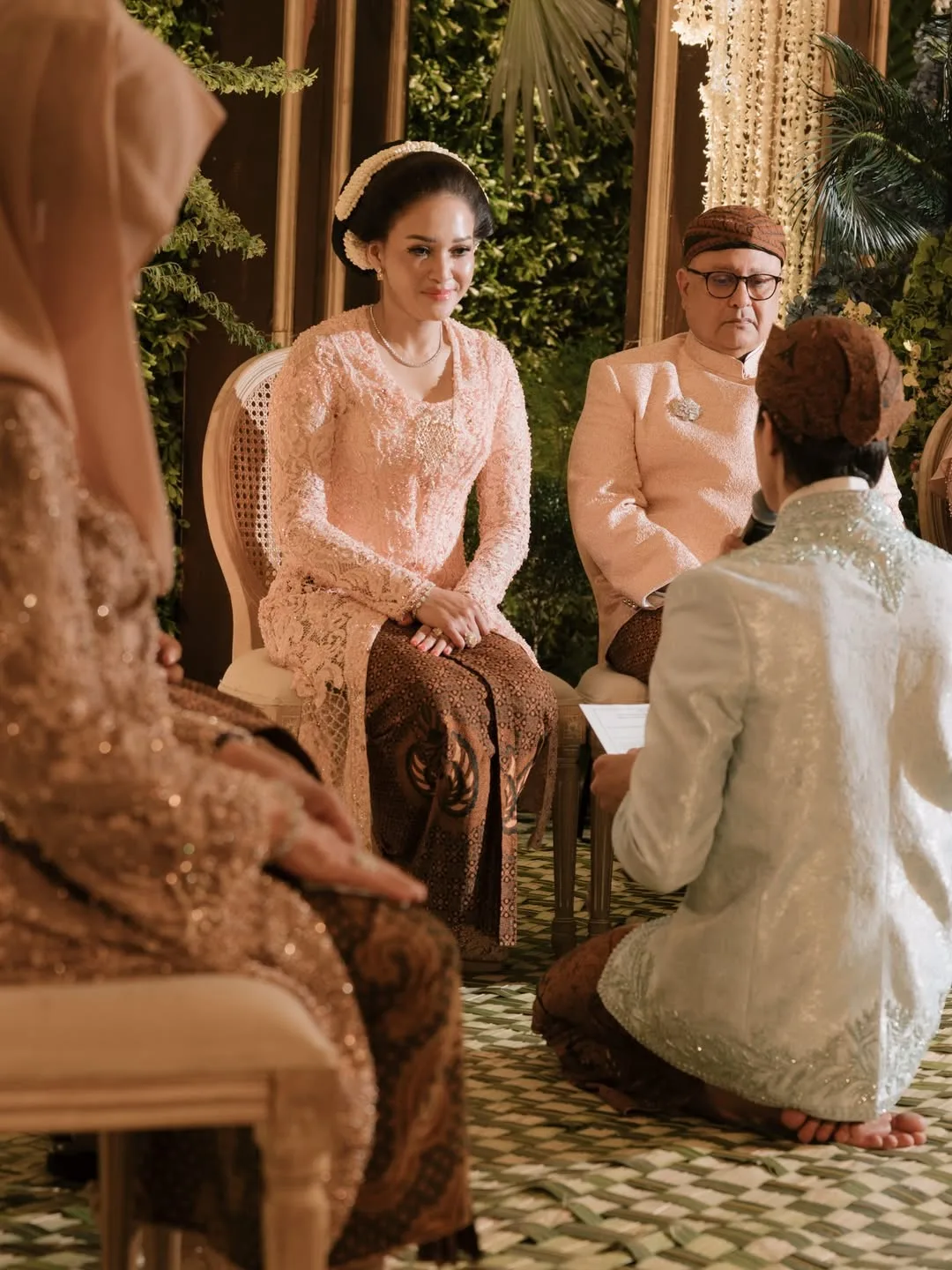 Anak Lelaki Ahmad Dhani & Maia Estianty Nikah, Mas Kahwin Mata Wang Pound & Cenderahati Kepingan Emas Raih Perhatian!