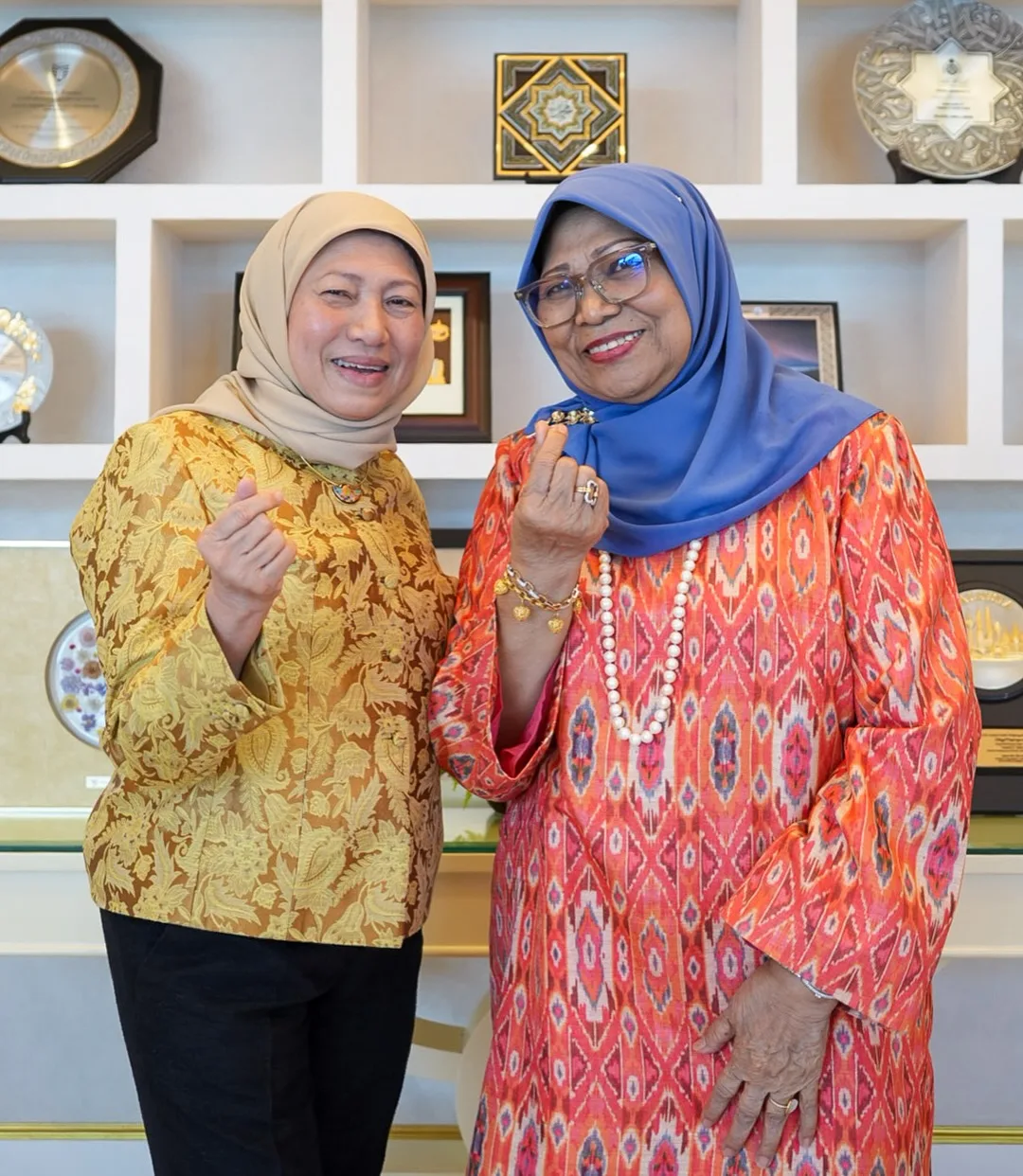 Sihat Usia 71 Tahun & Sambung PhD, Bekas Menteri KPWKM Dato’ Sri Rohani Abdul Karim Masih Ligat Berbakti Untuk Komuniti!