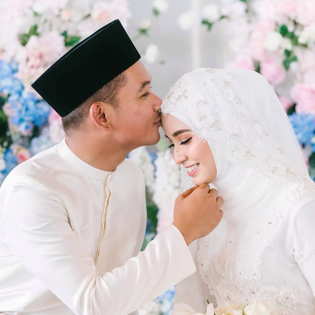 Jaga Privasi & Low Profile, Usia Perkahwinan Cecah 7 Tahun Bella Dally Bahagia Bergelar Isteri Arif Izuddin! 20 Jaga Privasi & Low Profile, Usia Perkahwinan Cecah 7 Tahun Bella Dally Bahagia Bergelar Isteri Arif Izuddin!
