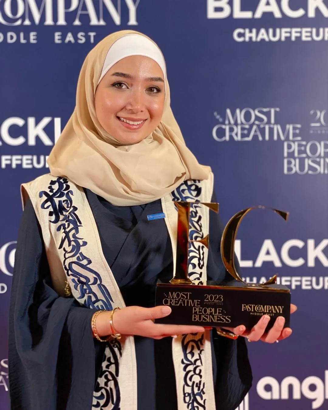 Cipta Sejarah Wanita Syria Pertama Jadi Pilot, Kejayaan Maya Ghazal Tarik Perhatian Dunia & Kini Bergelar Isteri!