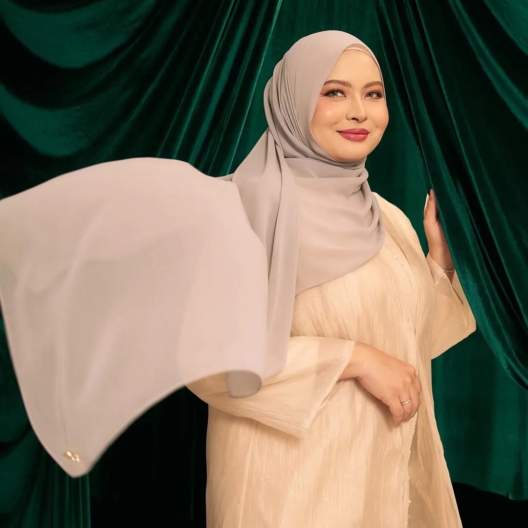 Syafiqa Melvin Sibuk Uruskan 2 Bayi Serentak, Lepas Berpantang Dah Turun Padang Berniaga! 8 Syafiqa Melvin Sibuk Uruskan 2 Bayi Serentak, Lepas Berpantang Dah Turun Padang Berniaga!